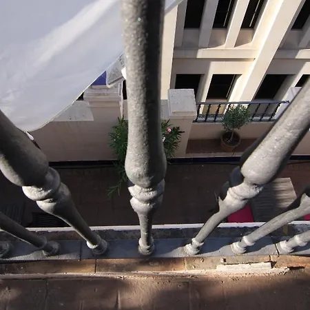 Plaza Ξενοδοχείο 3*